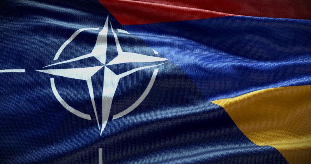 Наглецы на Западе живут припеваючи: теперь настраивают Армению против России. Пообещали Пашиняну «плюшки». Но надо сделать кое-что против русских — все в шоке0
