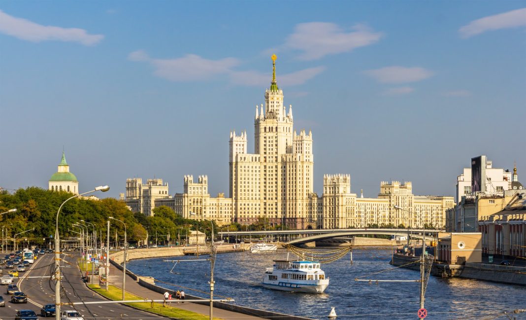 «Где обещанные пустые полки?»: чех приехал в Россию и не поверил своим глазам: был в шоке, что им врали по телевизору0